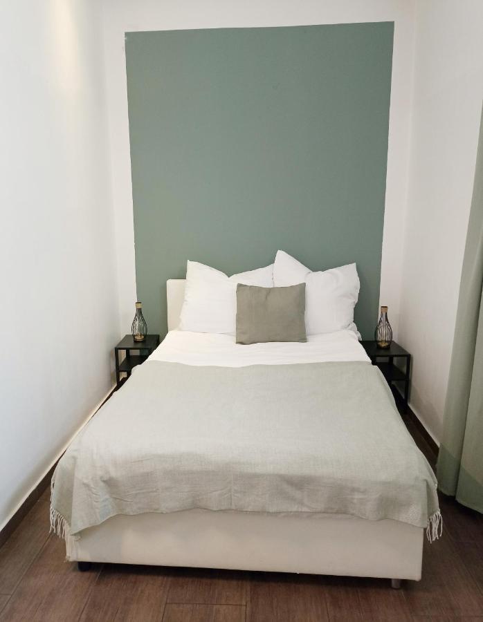 וינה 3 Bedrooms With Ensuite Bathrooms מראה חיצוני תמונה
